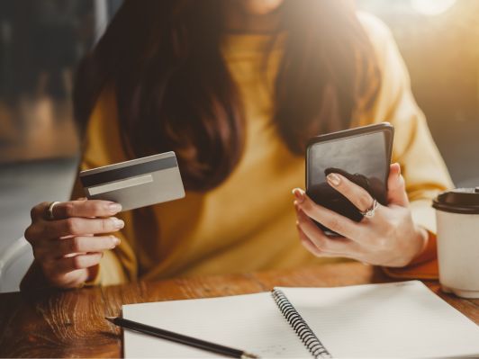 How to use a credit card to help you build credit