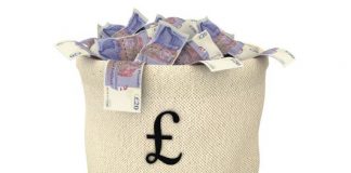 How to Save £5000 in a Year in the UK